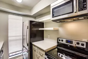 1300 Fairview Ave, Houston, TX 77006 - Photo 11