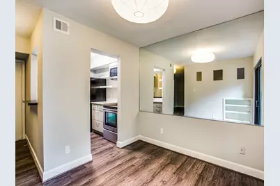 1300 Fairview Avenue #E, Houston, TX 77006 - Photo 7