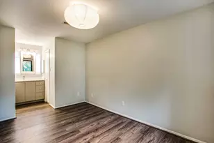 1300 Fairview Ave, Houston, TX 77006 - Photo 19