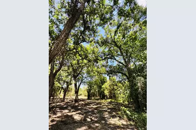 4565 Kubenka, Schulenburg, TX 78956 - Photo 9