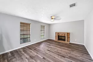 8426 Laurel Trails Dr, Houston, TX 77095 - Photo 23