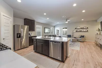 13009 Oleander Bay Lane, Texas City, TX 77568 - Photo 11