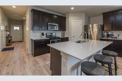 13009 Oleander Bay Lane, Texas City, TX 77568 - Photo 9