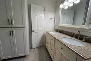 5519 Queensloch Dr, Houston, TX 77096 - Photo 11