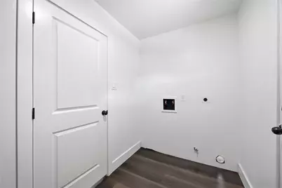 5446 Loch Lomond Drive, Houston, TX 77096 - Photo 15