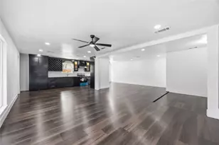 5446 Loch Lomond Dr, Houston, TX 77096 - Photo 13