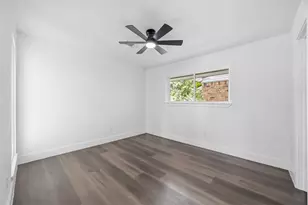5446 Loch Lomond Dr, Houston, TX 77096 - Photo 19