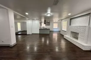 5850 Paisley St, Houston, TX 77096 - Photo 5