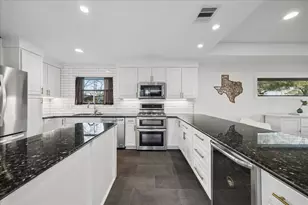 1509 Adkins Rd, Houston, TX 77055 - Photo 11