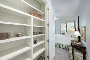 2211 Briarglen Dr, Houston, TX 77027 - Photo 9