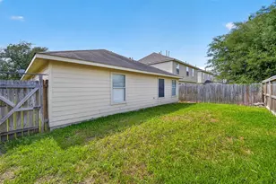 1118 Chestnut Bough St, Channelview, TX 77530 - Photo 39