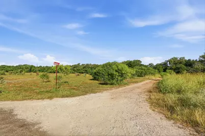 9880 Dix Road, Kingsbury, TX 78638 - Photo 3