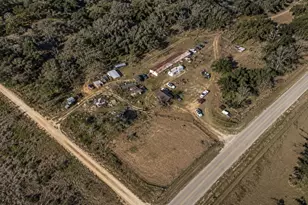 9880 Dix Rd, Kingsbury, TX 78638 - Photo 33