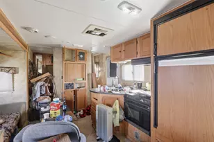 9880 Dix Rd, Kingsbury, TX 78638 - Photo 15