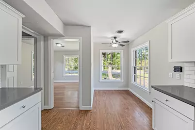 1224 N San Jacinto Street, Conroe, TX 77301 - Photo 9