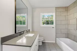 1224 N San Jacinto St, Conroe, TX 77301 - Photo 15