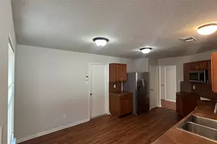 6411 Halstead Meadows Cir, Houston, TX 77086 - Photo 9