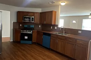6411 Halstead Meadows Cir, Houston, TX 77086 - Photo 11