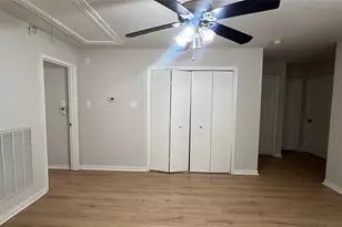 6411 Halstead Meadows Cir, Houston, TX 77086 - Photo 17