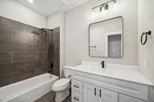 11319 Stonework Grove Ln, Houston, TX 77076 - Photo 13