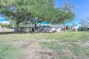 2227 County Rd 737, Alvin, TX 77511 - Photo 25