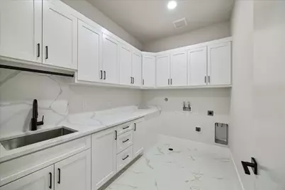 4714 Tamarisk Street, Bellaire, TX 77401 - Photo 31