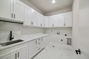 4714 Tamarisk St, Bellaire, TX 77401 - Photo 31