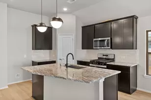 1016 Shl Crk Trl, Conroe, TX 77304 - Photo 3