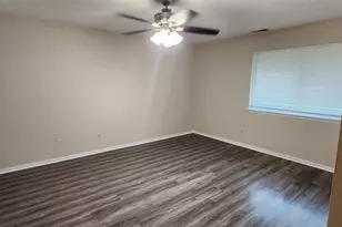 15215 Ensenada Dr, Houston, TX 77083 - Photo 11