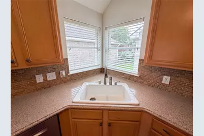 208 Green Cedar Drive, League City, TX 77573 - Photo 9