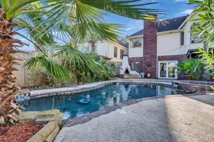 114 Bayou Bend Dr, League City, TX 77573 - Photo 1