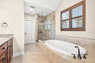 1129 W Bell St, Houston, TX 77019 - Photo 17