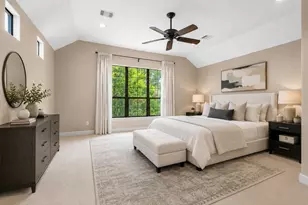 1129 W Bell St, Houston, TX 77019 - Photo 15