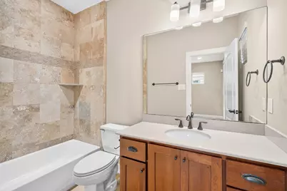 1129 W Bell Street, Houston, TX 77019 - Photo 21