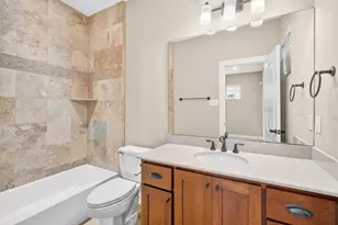 1129 W Bell St, Houston, TX 77019 - Photo 21