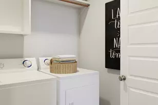 8123 Burnt Orchid Dr, Houston, TX 77016 - Photo 25