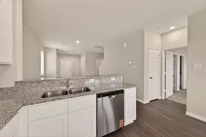 8123 Burnt Orchid Drive, Houston, TX 77016 - Photo 13