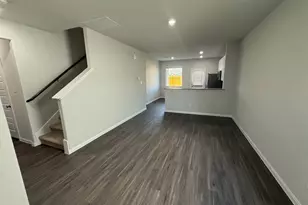 8123 Burnt Orchid Dr, Houston, TX 77016 - Photo 3