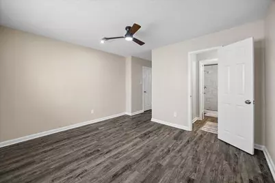 197 W Tri Oaks Lane #197, Houston, TX 77043 - Photo 17