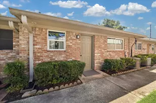 197 W Tri Oaks Ln, Houston, TX 77043 - Photo 19