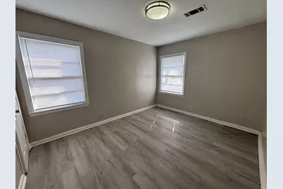 1729 1st Avenue N, Texas City, TX 77590 - Photo 7