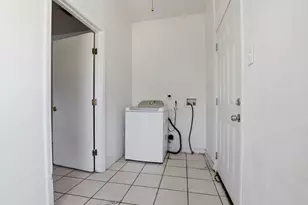 6803 Donlen St, Houston, TX 77022 - Photo 19