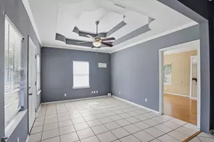 6803 Donlen St, Houston, TX 77022 - Photo 7