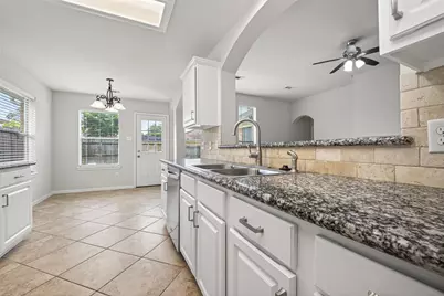 4915 Lochman Lane, Pearland, TX 77584 - Photo 11
