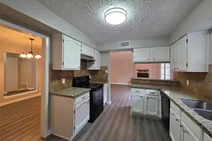 507 Leicester Ln, Houston, TX 77034 - Photo 7