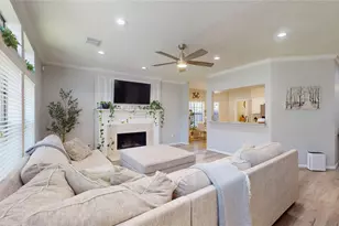 4615 Natural Bridge Dr, Houston, TX 77345 - Photo 5