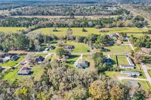 211 Johnson St, Ames, TX 77575 - Photo 27