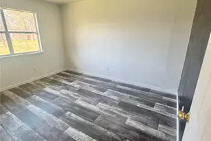 211 Johnson St, Ames, TX 77575 - Photo 21