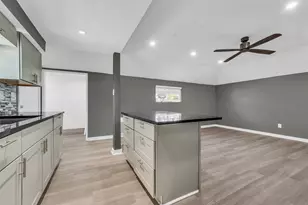 8043 Zimmermann Dr, Houston, TX 77088 - Photo 3