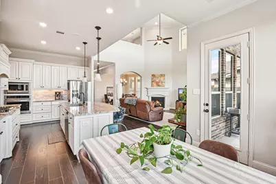 2341 Shallow Creek Lane, Friendswood, TX 77546 - Photo 9